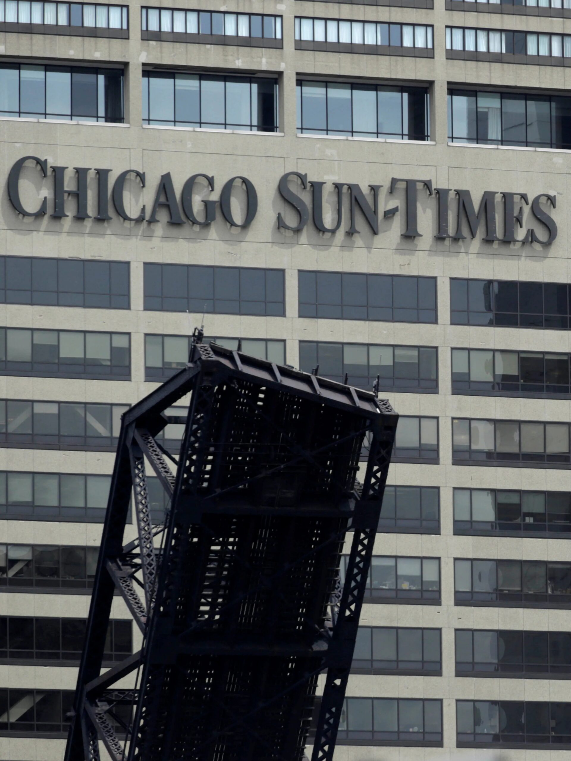 Chicago Sun Times Lays Off All Photographers Union To File Charge