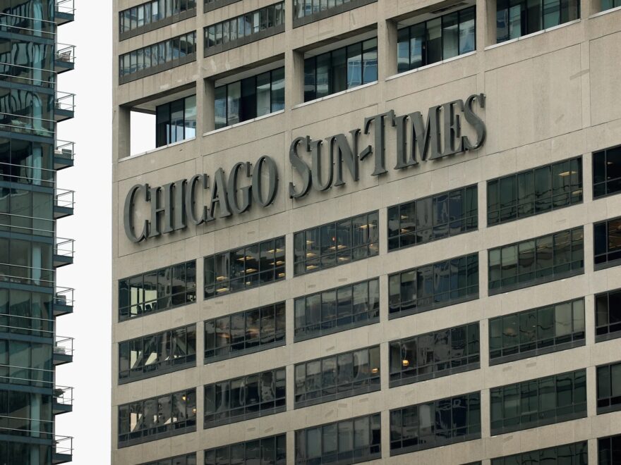 Justice Department To Monitor Chicago Tribune Parent Tronc s Plan To Buy Chicago Sun Times